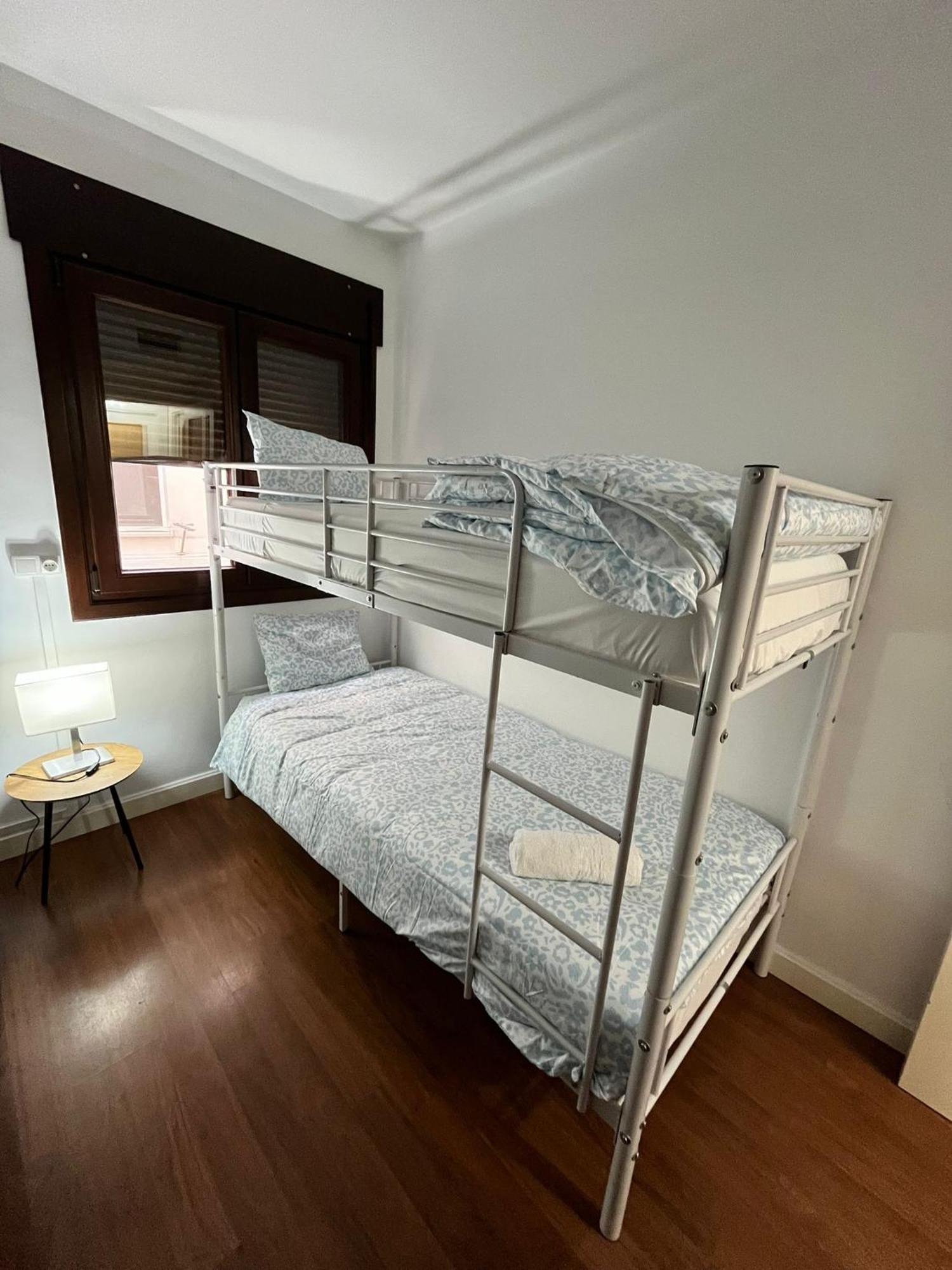 El Torcal Luxury Apartment With Free Parking Малага Экстерьер фото