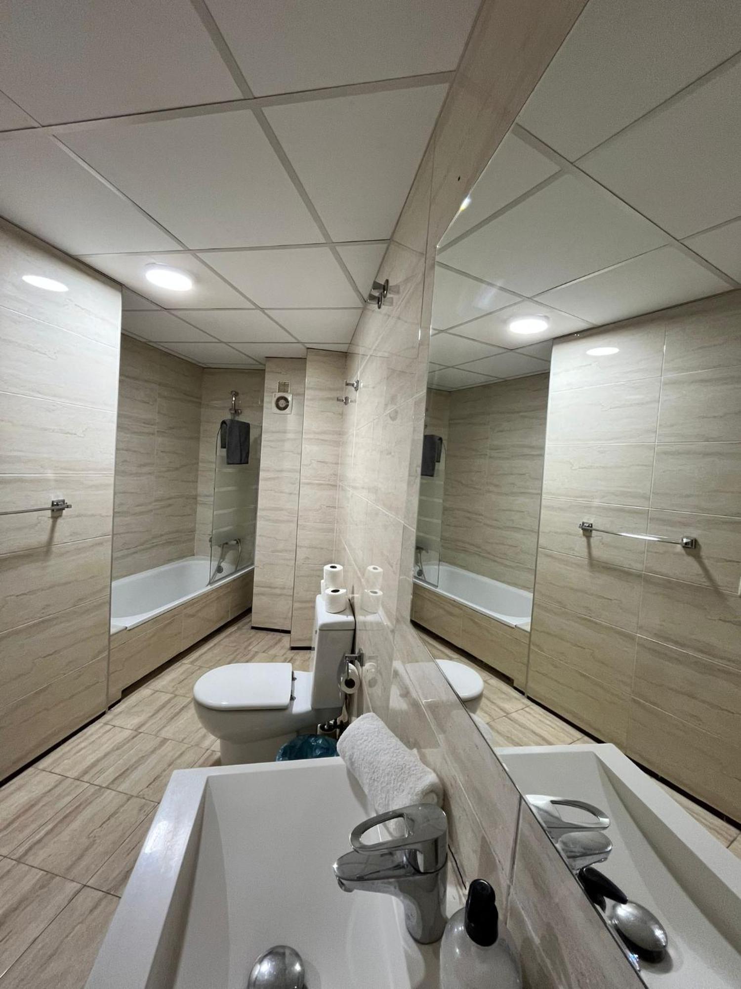 El Torcal Luxury Apartment With Free Parking Малага Экстерьер фото